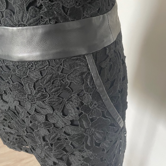 La Marque Crochet Short Romper with open back and leather accents - Picture 3 of 4